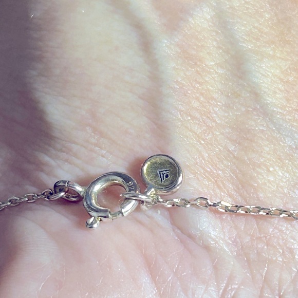 Silpada Elegant Gold Bracelet with 3 Crystal Accents in evenly spaced rows. - Picture 5 of 7